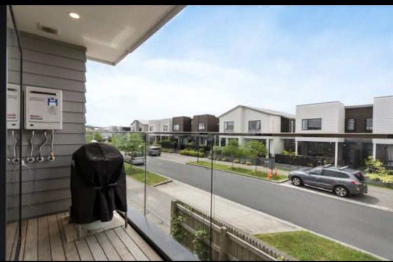 Photo of property in 29 Hiki Street, Hobsonville, Auckland, 0616