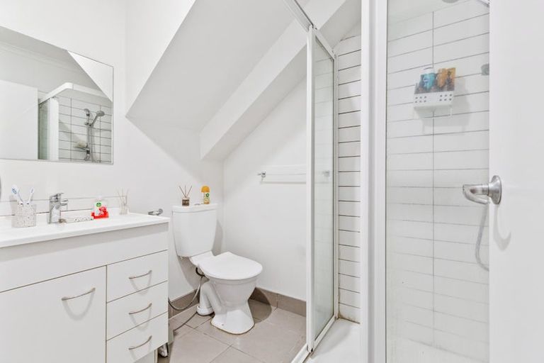 Photo of property in St Claire Village, 27/172 Mcleod Road, Te Atatu South, Auckland, 0610