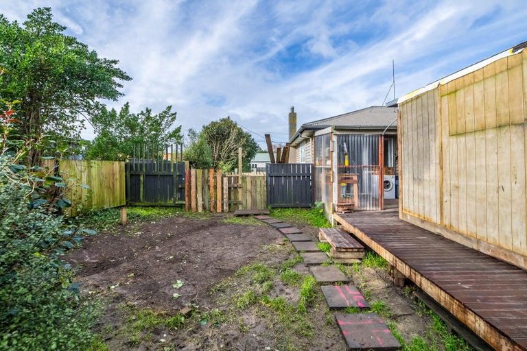 Photo of property in 15 Birdwood Street, Featherston, 5710
