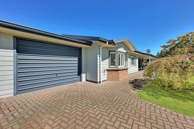 Photo of property in 2 Yasmin Lane, Kinloch, Taupo, 3377