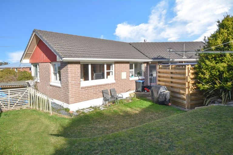 Photo of property in 2 Stephen Street, Halfway Bush, Dunedin, 9010