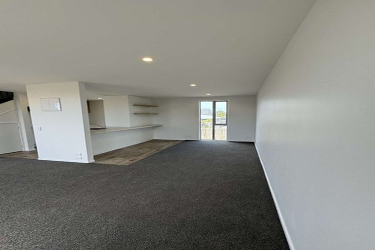 Photo of property in 5/246 Marine Parade, New Brighton, Christchurch, 8061
