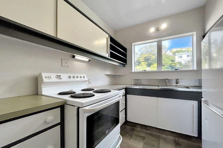 Photo of property in 6/161 Glenmore Street, Kelburn, Wellington, 6012