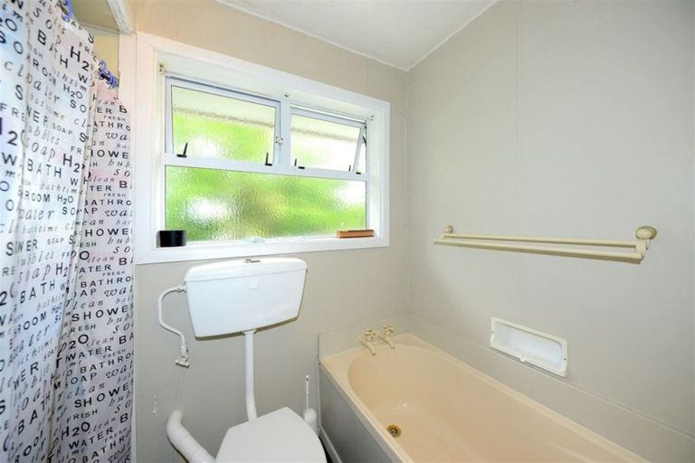 Photo of property in 116 Kendal Avenue, Burnside, Christchurch, 8053