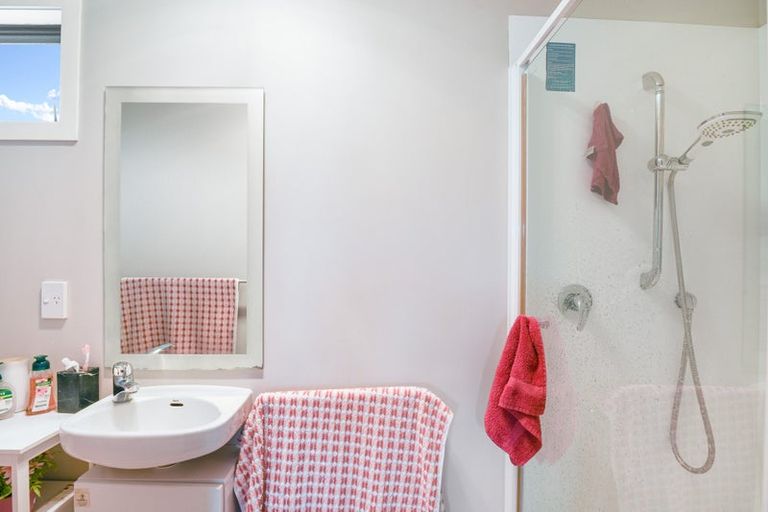 Photo of property in 43/64 Kawaha Point Road, Kawaha Point, Rotorua, 3010