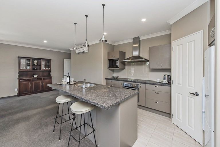 Photo of property in 5 Stanwood Grove, Darfield, 7510