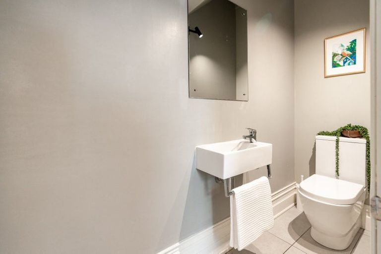 Photo of property in 19 Roy Street, Newtown, Wellington, 6021