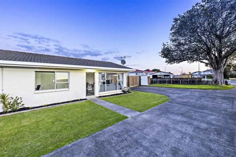 Photo of property in 10/97 Coronation Road, Papatoetoe, Auckland, 2025