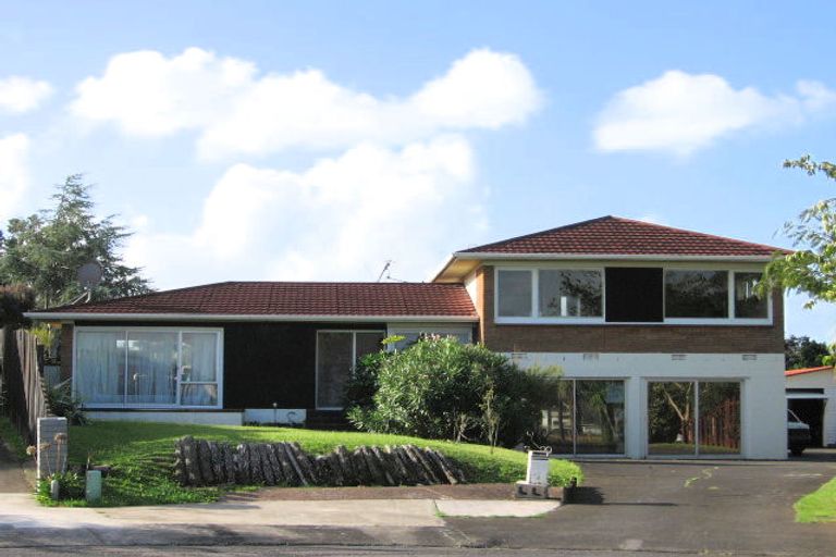 Photo of property in 23 Roysfield Lane, Sunnyhills, Auckland, 2010