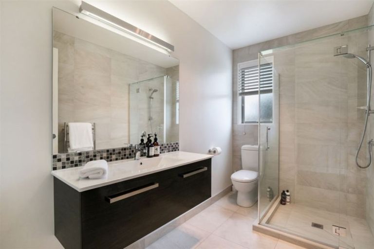 Photo of property in 8 Defender Crescent, Beachlands, Auckland, 2018