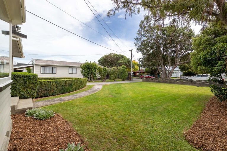 Photo of property in 48 Bauchop Road, Waterloo, Lower Hutt, 5011