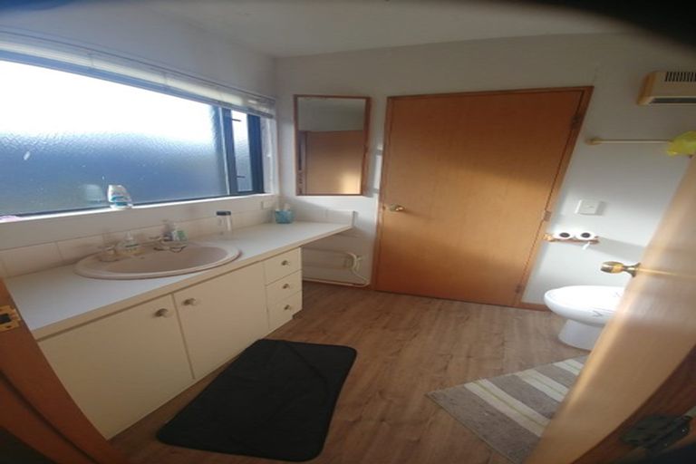 Photo of property in 2 Siska Place, Upper Riccarton, Christchurch, 8041