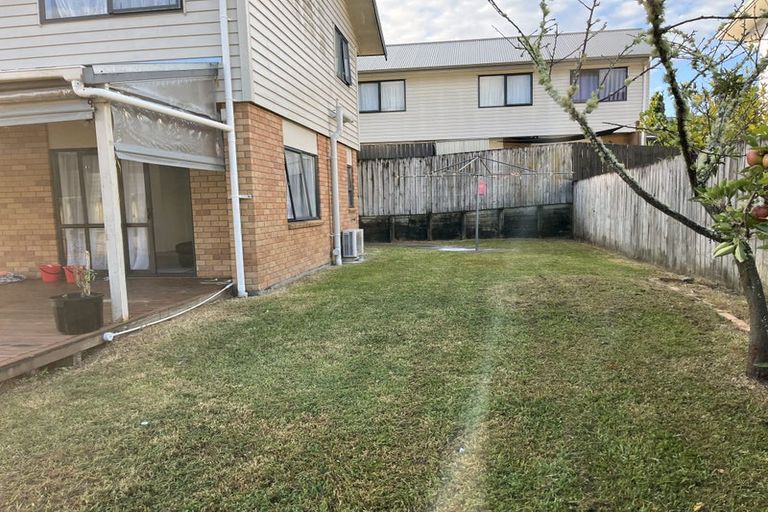 Photo of property in 7 Foundation Place, Glen Eden, Auckland, 0602