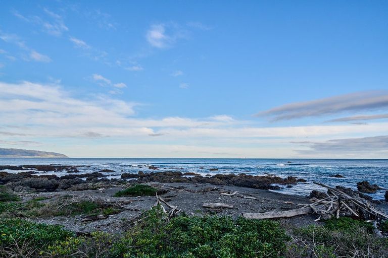 Photo of property in 166 Owhiro Bay Parade, Owhiro Bay, Wellington, 6023