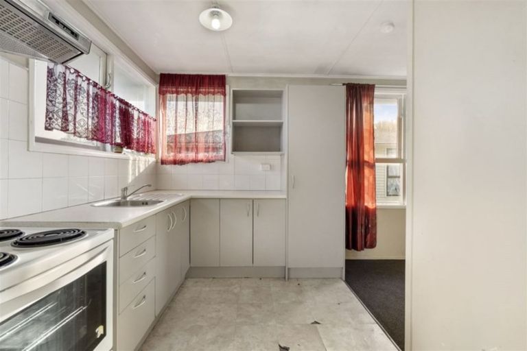 Photo of property in 16a Nogat Avenue, Papatoetoe, Auckland, 2024