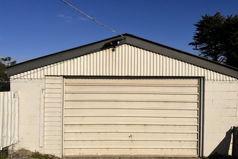 Photo of property in 75 Weka Street, Waikiwi, Invercargill, 9810