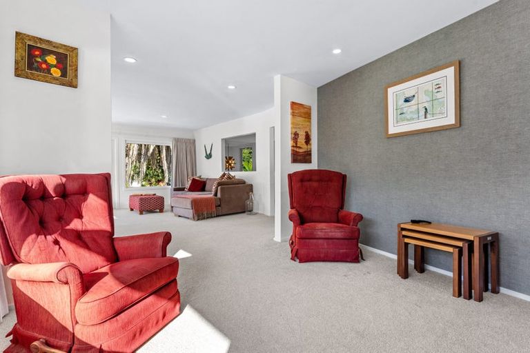 Photo of property in 1/22 Tiri Road, Milford, Auckland, 0620