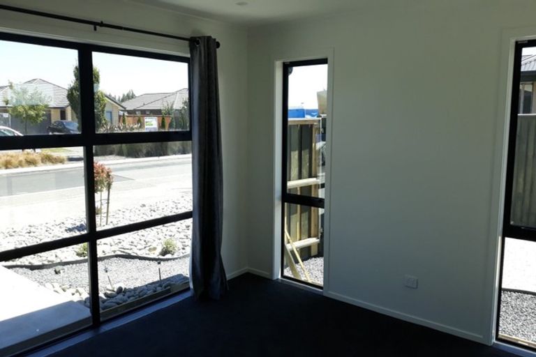 Photo of property in 324 Halswell Junction Road, Halswell, Christchurch, 8025