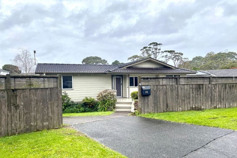 Photo of property in 10 Albemarle Place, Massey, Auckland, 0614