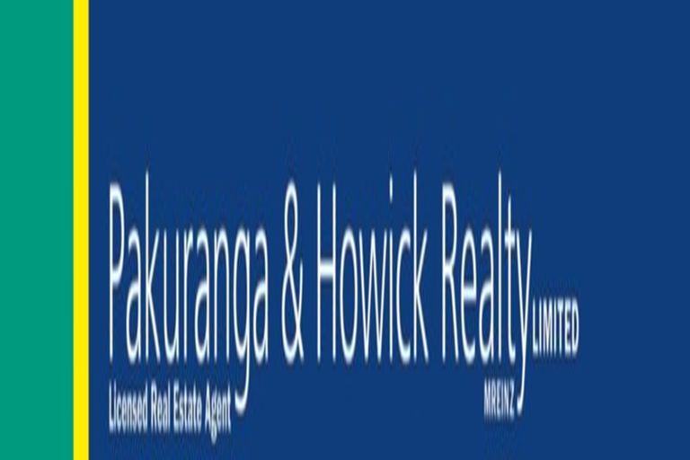 Photo of property in 1/11 Askew Place, Farm Cove, Auckland, 2012