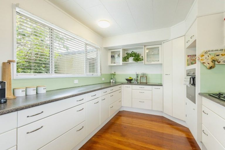 Photo of property in 8 Goodger Street, Waipukurau, 4200