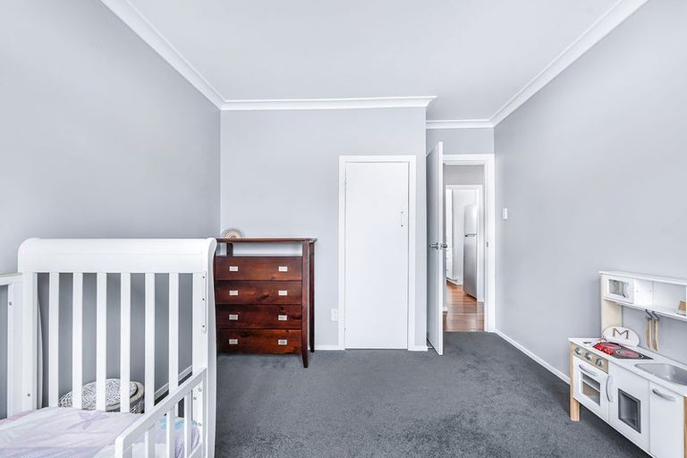 Photo of property in 5 Vernall Street, Nawton, Hamilton, 3200