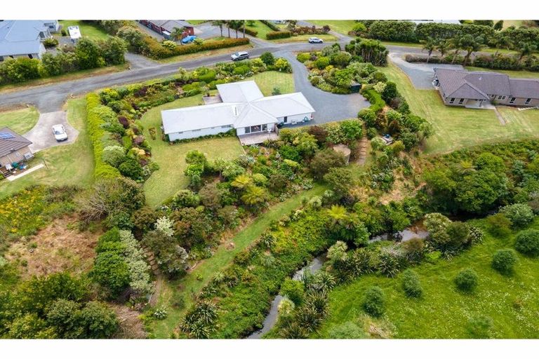 Photo of property in 73d Riddell Road, Kerikeri, 0230