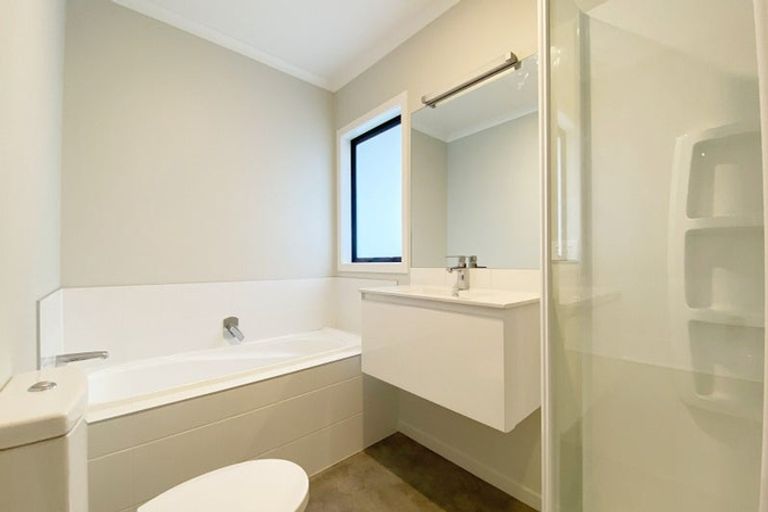 Photo of property in 27 Olive Crescent, Papatoetoe, Auckland, 2025