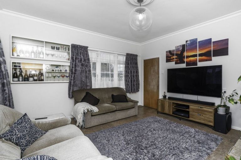 Photo of property in 30 Lemon Street, Otaki, 5512