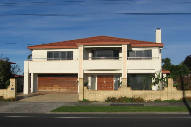 Photo of property in 311 Hobsonville Road, Hobsonville, Auckland, 0618