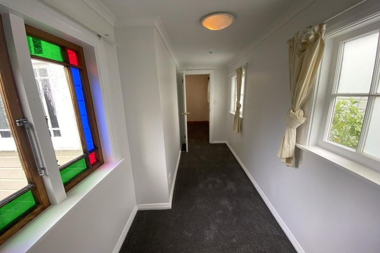 Photo of property in 138 Russell Terrace, Berhampore, Wellington, 6023