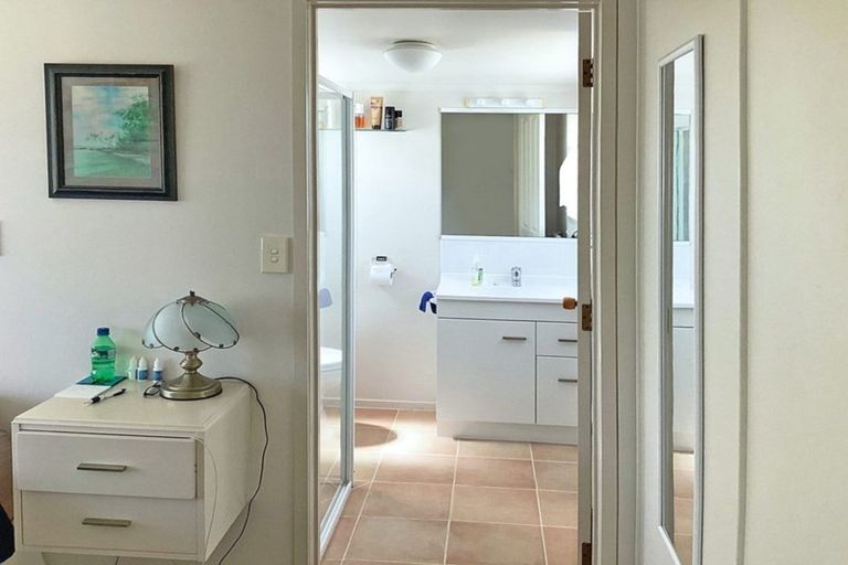 Photo of property in 20 Pohutukawa Drive, Cable Bay, 0420