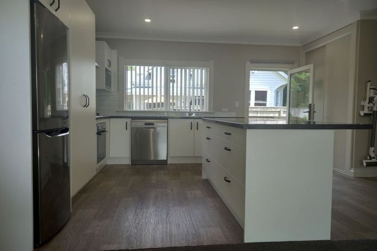 Photo of property in 1/87 Rata Street, Inglewood, 4330