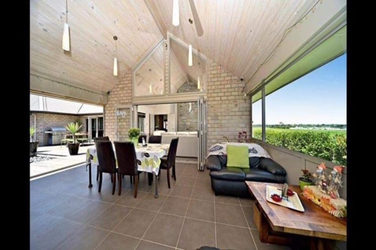 Photo of property in 67 Old Barn Road, Opaheke, Papakura, 2584