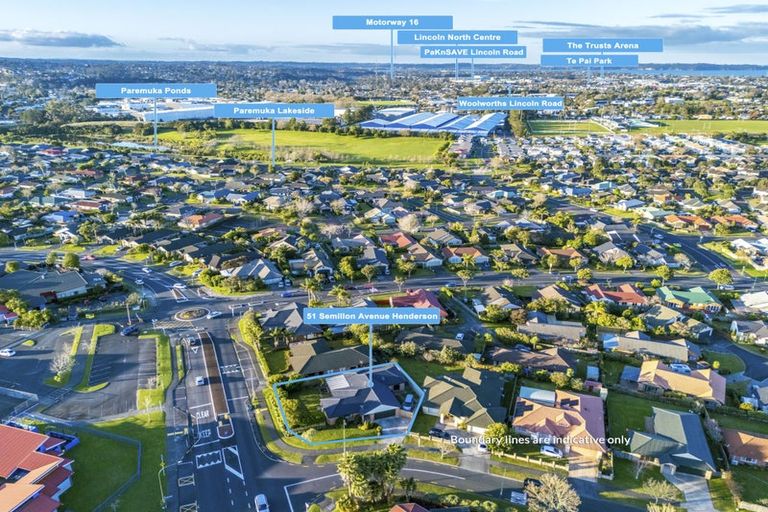 Photo of property in 51 Semillon Avenue, Henderson, Auckland, 0612
