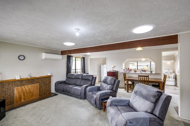 Photo of property in 20 Warwick Crescent, Taradale, Napier, 4112