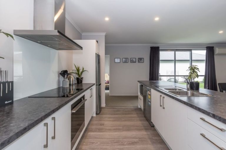 Photo of property in 15 George West Square West, Wigram, Christchurch, 8025