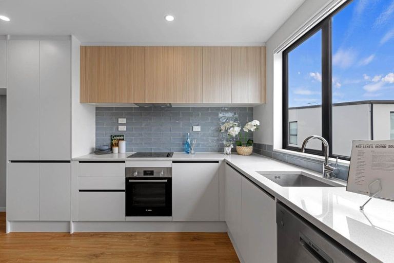 Photo of property in 10 Hinonga Loop, Silverdale, 0932