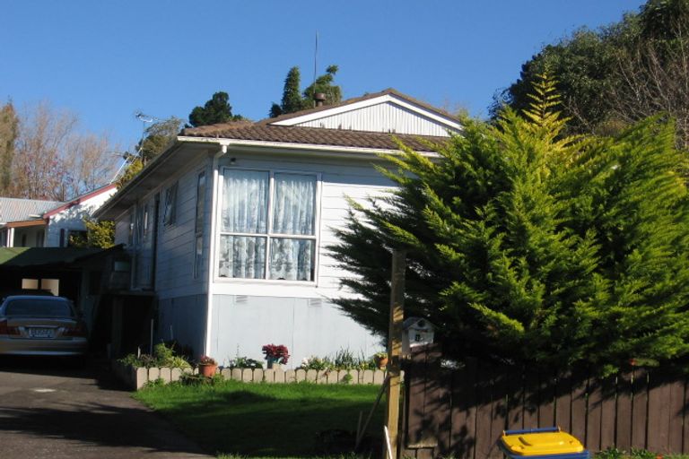 Photo of property in 16 Coey Place, Glen Eden, Auckland, 0602