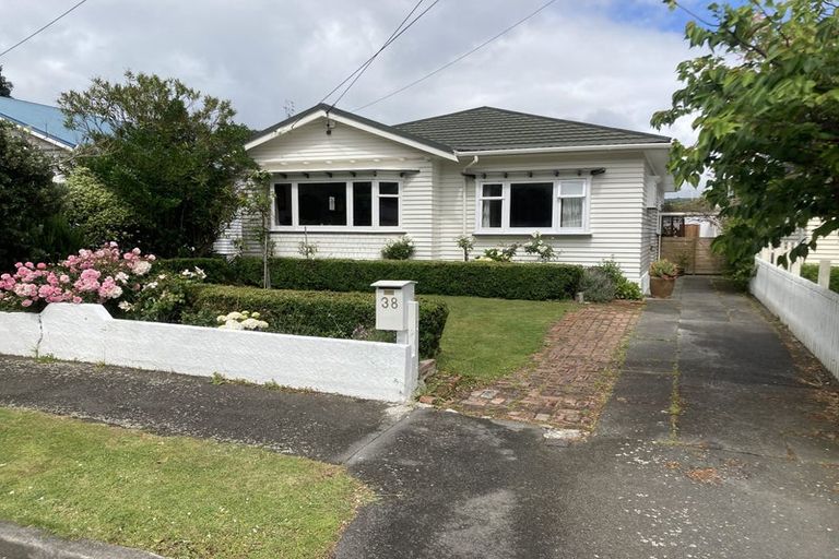 Photo of property in 38 Bentinck Avenue, Strathmore Park, Wellington, 6022