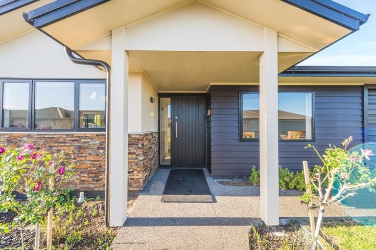 Photo of property in 28 Purnell Street, College Estate, Whanganui, 4500