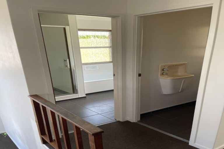 Photo of property in 3 Marama Place, One Tree Point, 0118