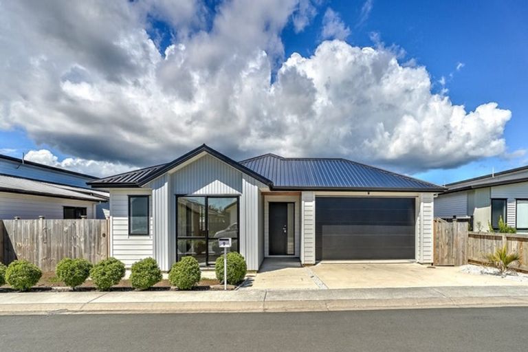Photo of property in 9 Cutfield Lane, Kumeu, 0810