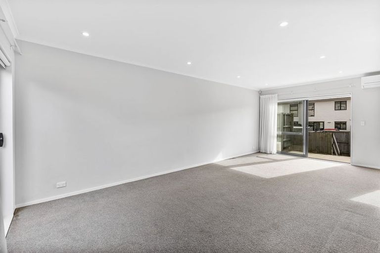 Photo of property in 4/38 Brigham Creek Road, Whenuapai, Auckland, 0618