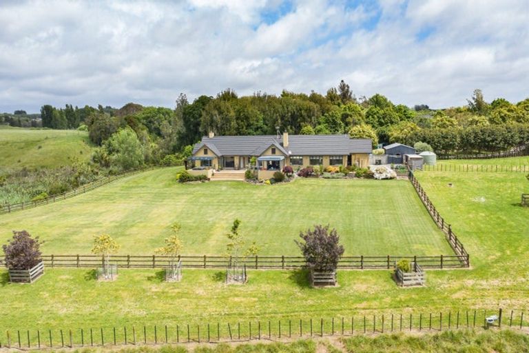 Photo of property in 100 Lea Grove, Levin, 5572