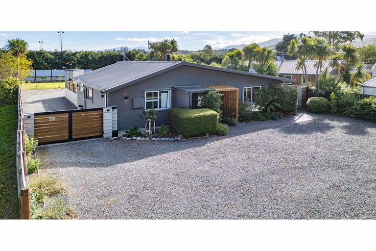 Photo of property in 33 Burnett Street, Oxford, 7430