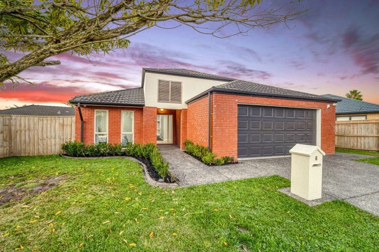Photo of property in 6 Shrule Place, East Tamaki, Auckland, 2013