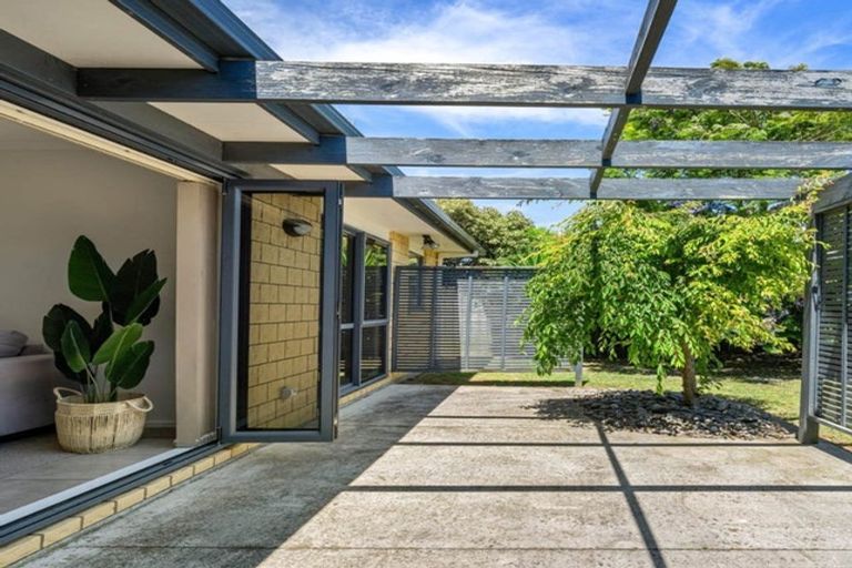 Photo of property in 19 Putaka Place, Papamoa Beach, Papamoa, 3118