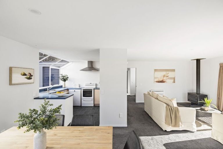 Photo of property in 28b Kawarau Place, Frankton, Queenstown, 9300