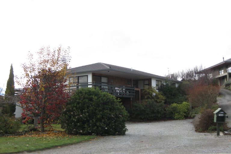 Photo of property in 102 Hunter Crescent, Wanaka, 9305